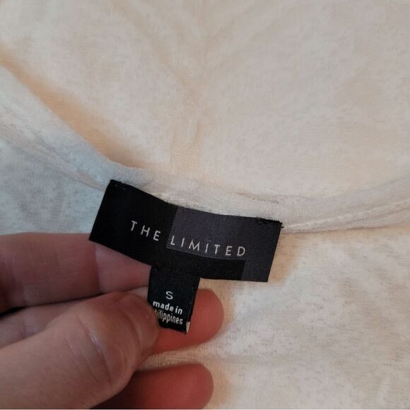 The Limited White Layered Top Size Small - Picture 7 of 9